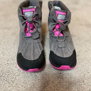 UGG Kids Boots in Gray and Pink